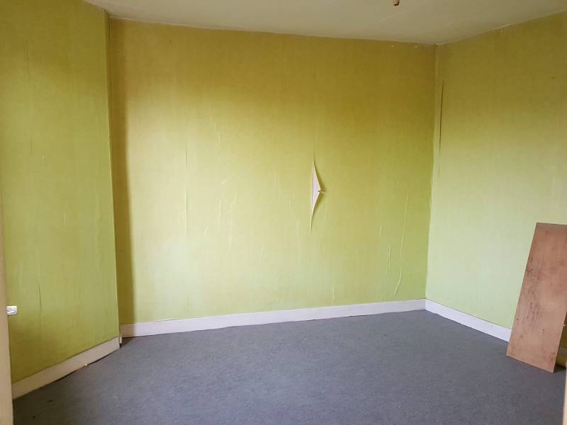 Achetez une maison de ville F3 avec cellier et jardinet proche du centre ville de Louviers