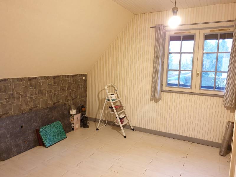 Maison 4 pièces sur sous-sol complet avec 2 chambres au 1er étage