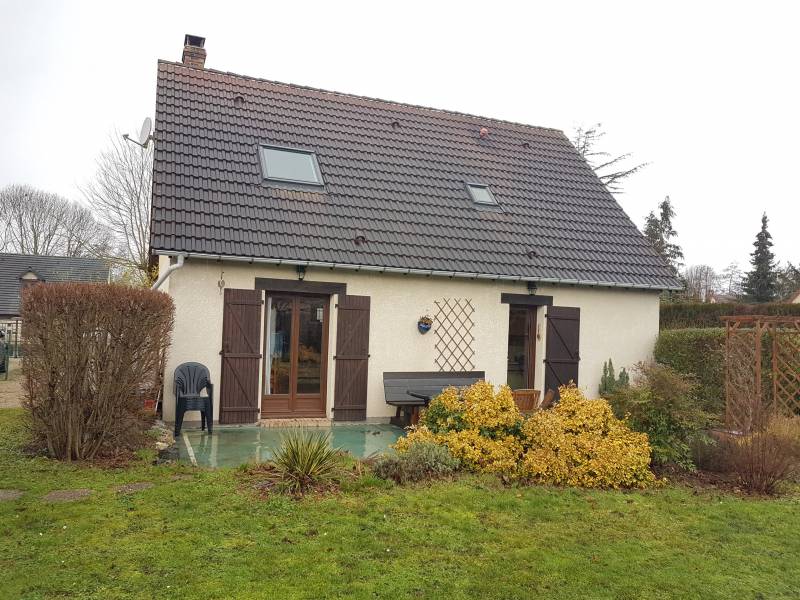 A vendre maison F4 de 92 m² avec jardin sur la commune de Val de Reuil