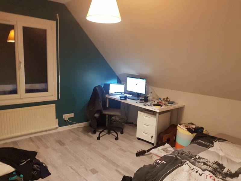 Vends maison contemporaine F5 sur un jardin clos de 635 m² à VAL DE REUIL