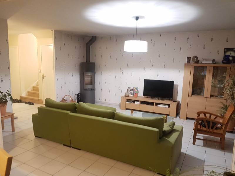 Achetez une maison contemporaine F5 avec un garage double à Val de Reuil