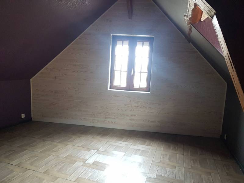 Vends maison ancienne avec 2 chambre et un bureau à Léry