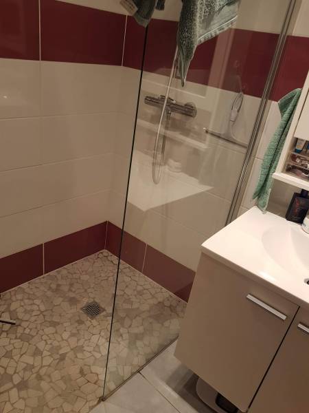 Vends maison de ville en parfait état proche du centre ville à Pont de l'Arche