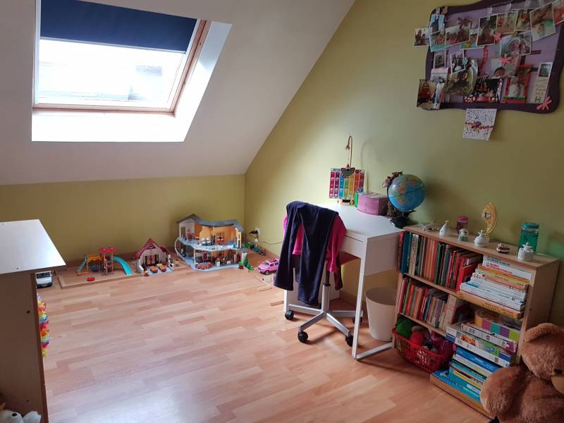 En vente maison rénovée de 133 m² avec 3  chambres garage et jardin à Incarville