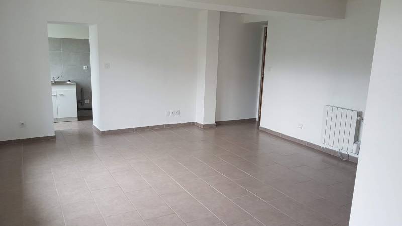 En vente maison ancienne F4 avec un séjour de 25 m² à Le Vaudreuil