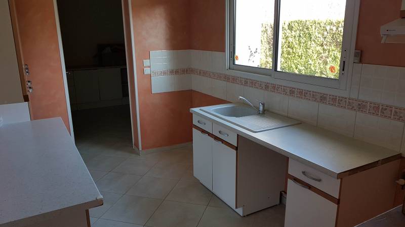 Achetez une maison récente de 130 m² avec cuisine aménagée 4 chambres et bureau à Le Vaudreuil