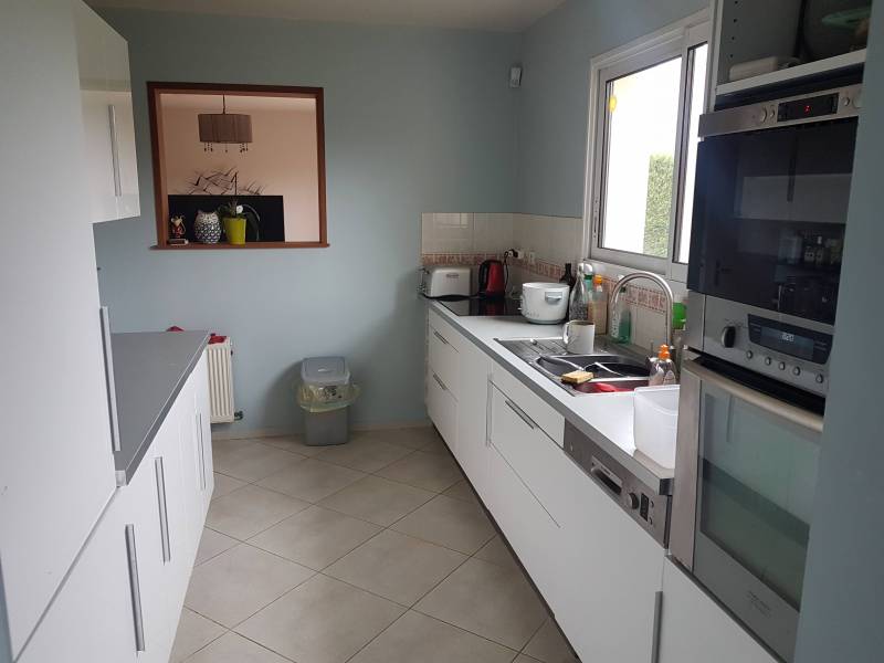 Vends maison récente F4 avec cuisine équipée 3 chambres jardin et garage à Le Vaudreuil