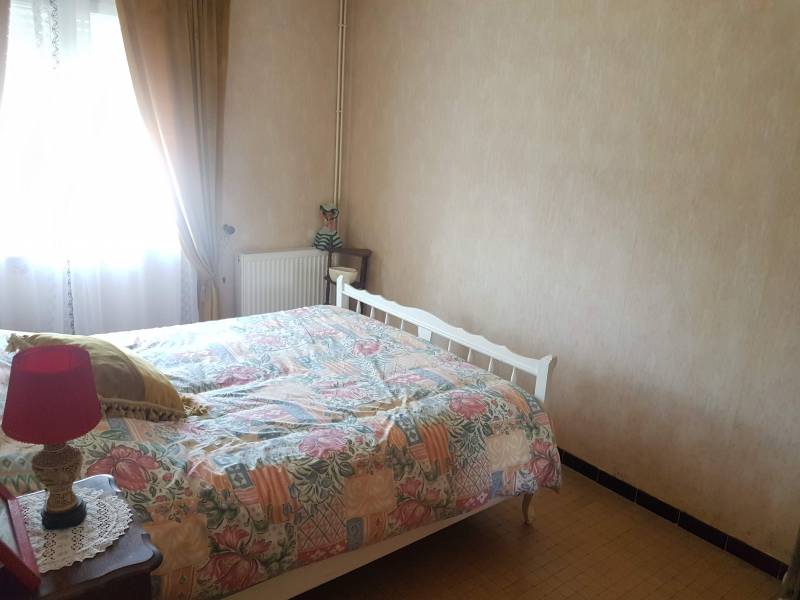 A vendre maison F4 sur la commune de Poses