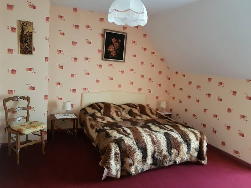 Vends maison traditionnelle de 170 m² type F6 avec garage et jardin à Fontaine Bellenger