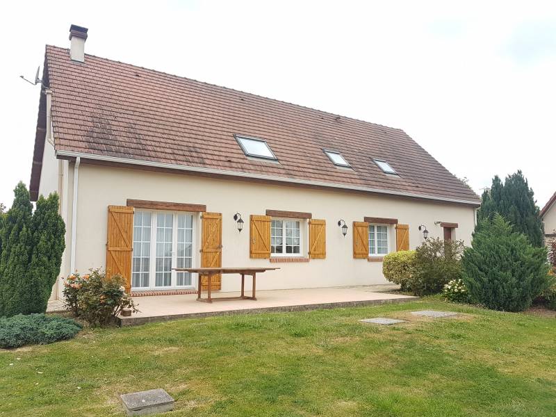 A vendre maison F6 de 170 m² à Fontaine Bellenger