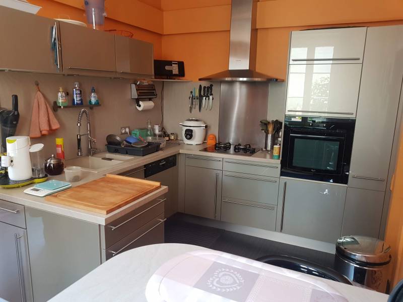 A vendre maison ancienne rénovée avec 3 chambres dans le centre bourg de la commune de Léry