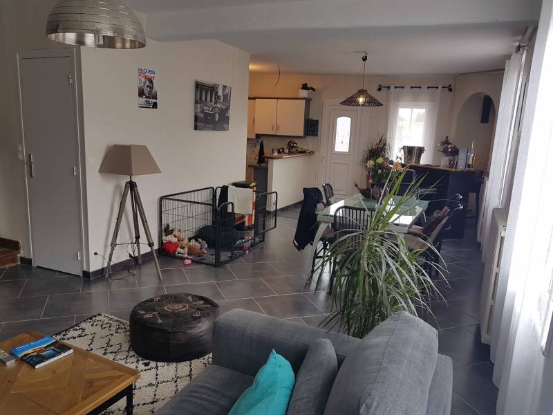 Achetez une maison ancienne de 90 m² possibilité 3 chambres descente à bateau à saint Pierre du vauvray