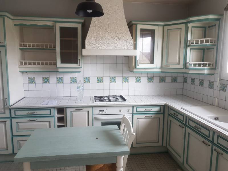 Achetez une maison de plain pied avec une cuisine aménagée à Muids