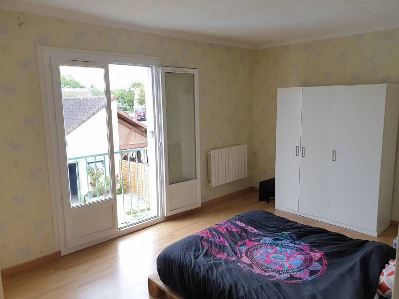 Maison 5 pièces de 115m² au calme avec jardin et garage VAL DE REUIL  