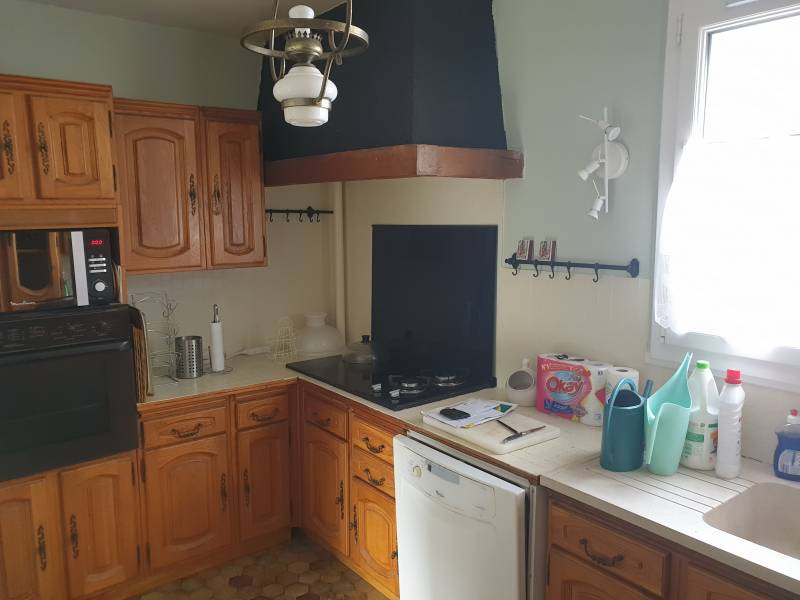 Maison 5 pièces de 116m² avec une cambre en Rez de chaussée dans le quartier du Cavé à VAL DE REUIL VAL DE REUIL  