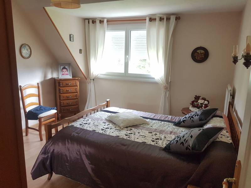 Maison F4 en bon état proche écoles et commerces Le Vaudreuil Proche écoles et commerces 