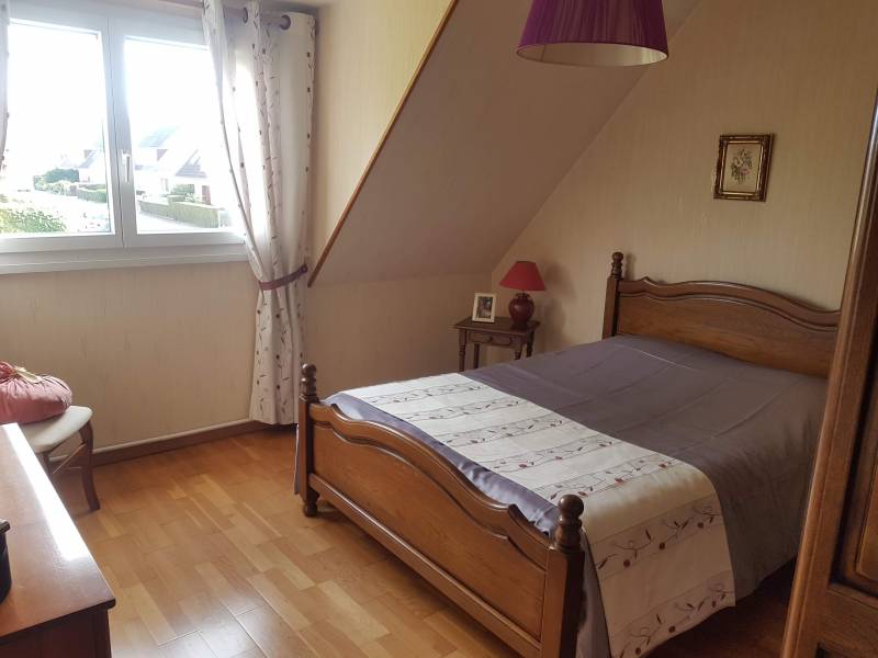 Maison F4 en bon état proche écoles et commerces Le Vaudreuil Proche écoles et commerces 