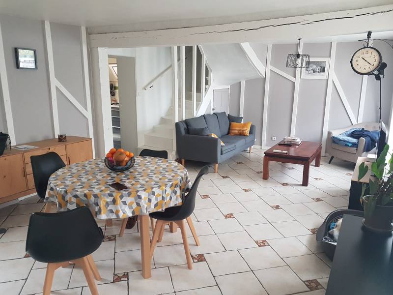 Achetez une maison ancienne rénovée de 150 m² habitable à Poses