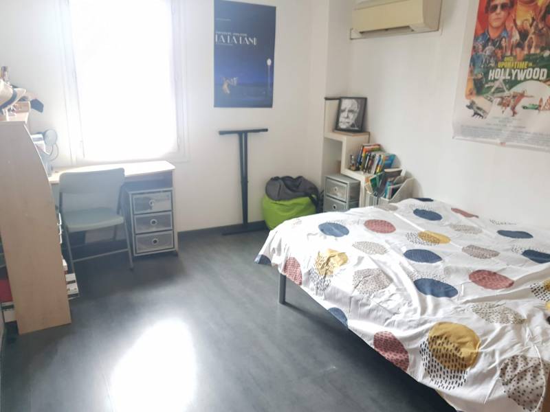 Vends maison F5 avec logement indépendant F2 dépendance et jardin clos à Poses