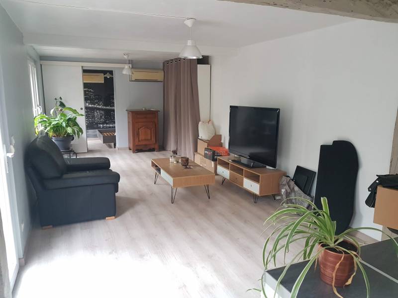 Vends maison principale + logement F2 de 43 m² sur la commune de pôses