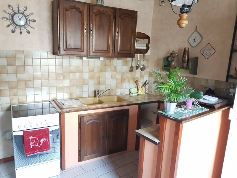 Vends maison F3 en bon état avec cuisine aménagée à Louviers