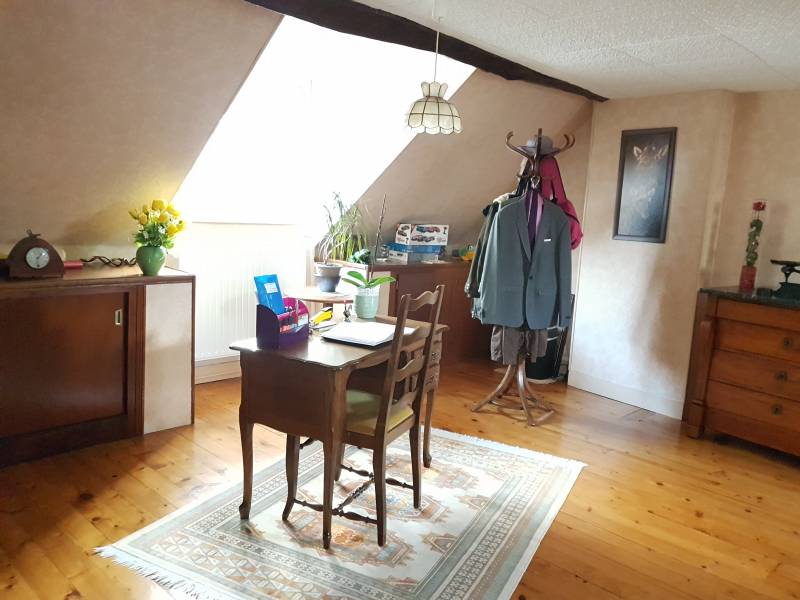 A  vendre maison F3 de 85 m² sur la commune de louviers
