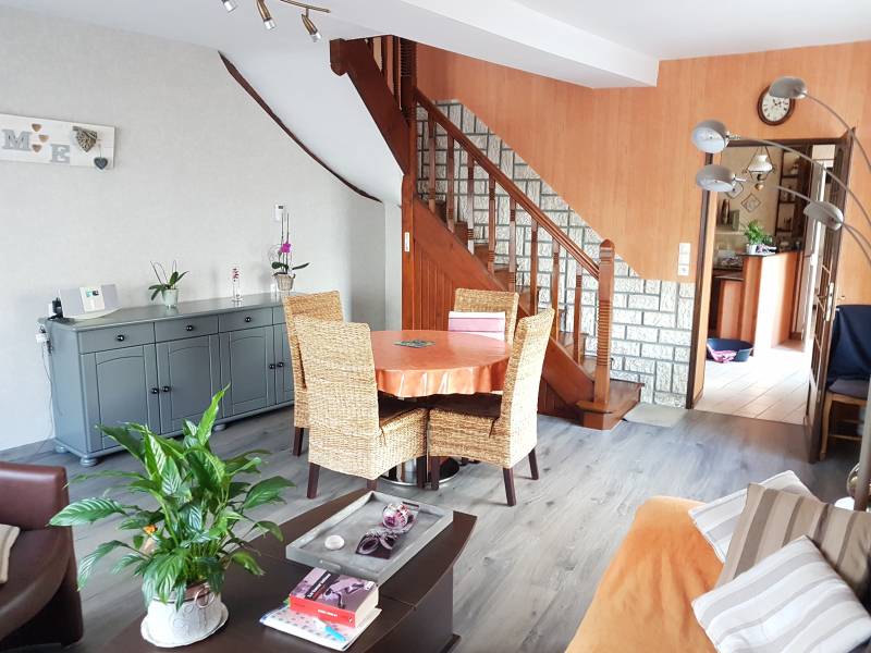 en vente maison de ville F3 de 85 m² avec terrasse et garage sur la commune de Louviers