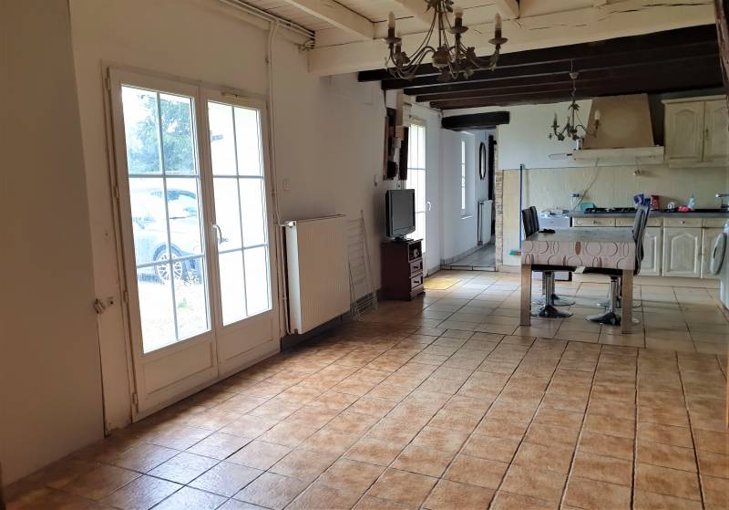 Maison 5 pièces en plein centre de ALIZAY commune à 20 min de ROUEN ALIZAY  