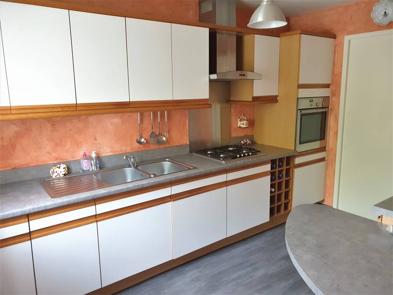 Maison 5 pièces avec une chambre en rez de chaussée limitrophe LE VAUDREUIL VAL DE REUIL  