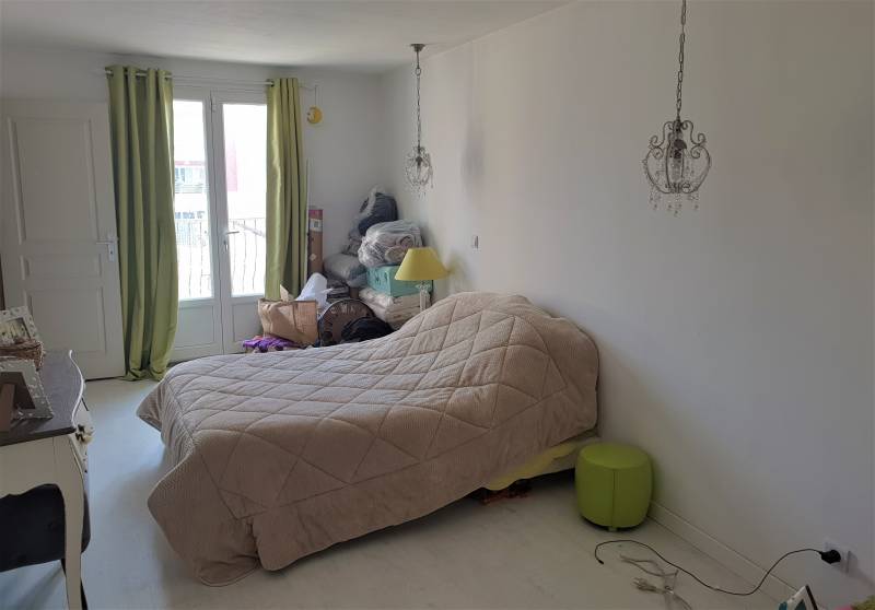 Maison 8 pièces de 205 m² environ avec terrasse et jardin proche Incarville LOUVIERS  