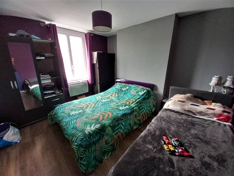 Maison 3 pièces de 71m² en bon état à POSES au calme et proche de la Seine POSES  