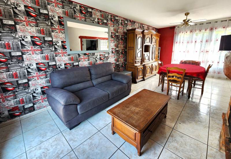 Maison lumineuse et au calme de 80m² environ avec 3 grandes chambres, terrasse exposée Sud-Ouest