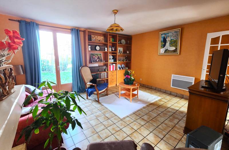 Maison 4 pièces de 89m² à VAL DE REUIL