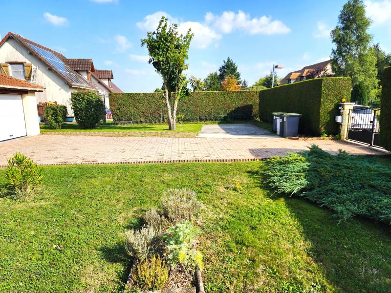 Exclusivité – Belle maison de 115 m² avec double garage et grand terrain