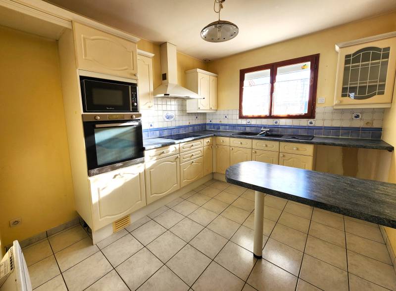 Calme et espace pour toute la famille – Maison 4 chambres à Émalleville