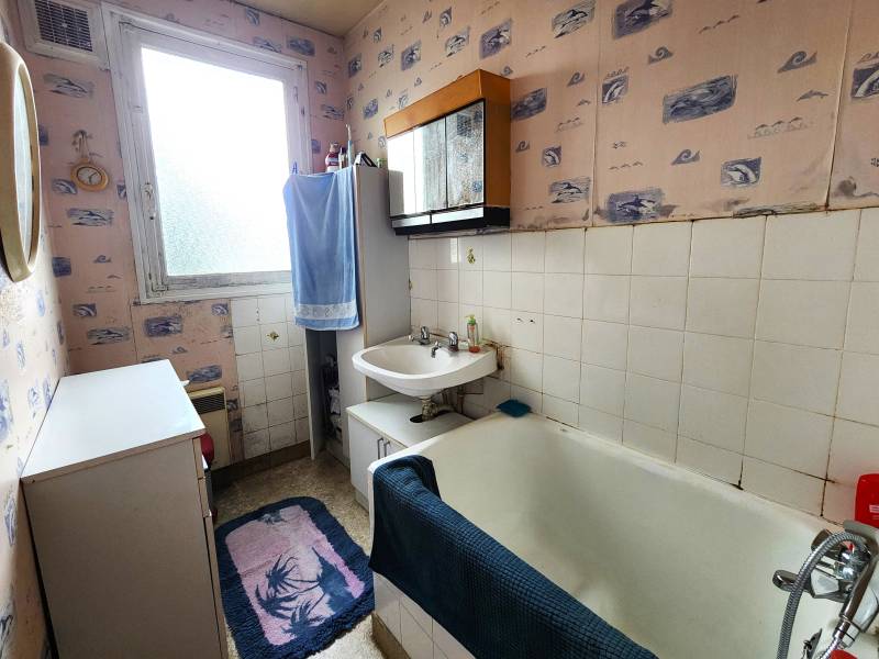 Maison à vendre à Poses (27740) 3 pièces, jardin 855 m², proche Seine et A13 | À rénover avec aides financières