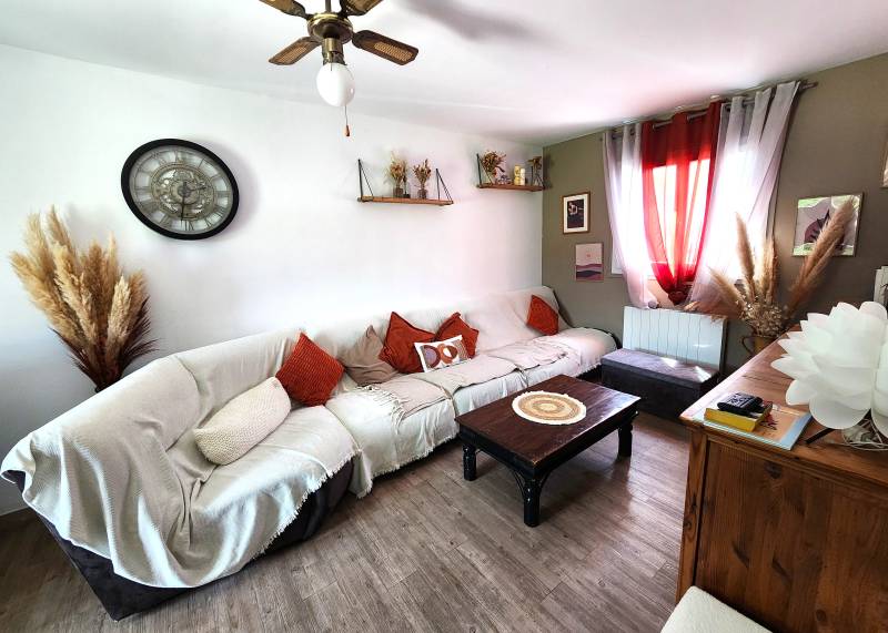 Espace séjour chaleureux – Maison à vendre à Val-de-Reuil