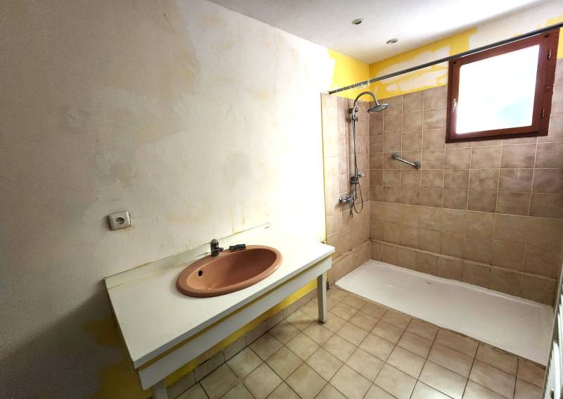 Devenez propriétaire pour 820 €/mois – maison 4 pièces avec jardin et garage