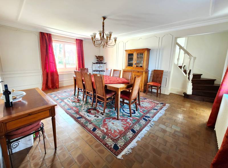 Maison haut de gamme à vendre aux Damps – un cadre de vie idyllique