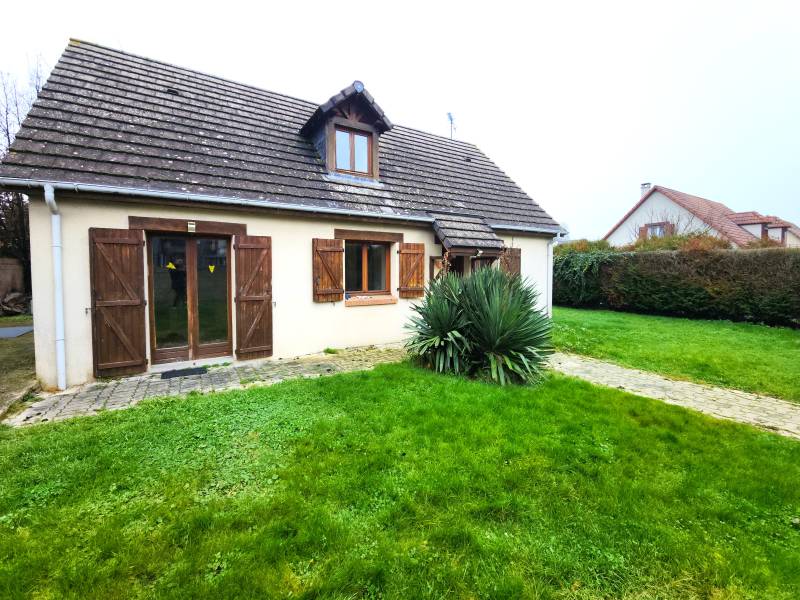 Maison à vendre à Léry (27690) – 90 m², 4 pièces, jardin de 550 m², fort potentiel