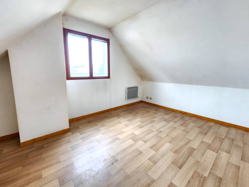 Maison à fort potentiel à Léry (27690) – 90 m², terrain 550 m²