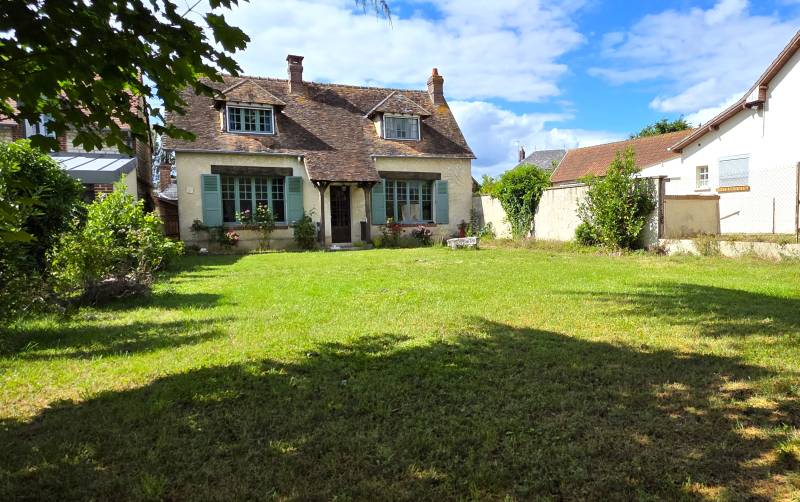 Andé : maison 3 chambres avec dépendances sur 840 m² de terrain