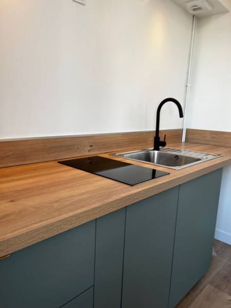 mmeuble de rapport avec local commercial – Emplacement stratégique