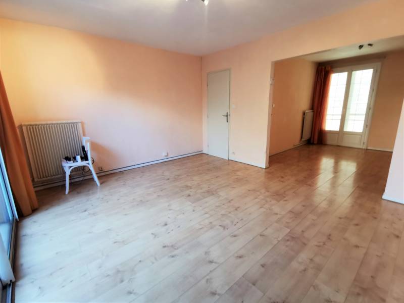 Maison Louviers 5 pièce(s) 107 m2 LOUVIERS  