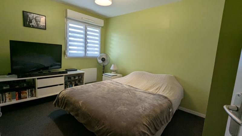 Appartement T2 lumineux avec place de parking à Val-de-reuil (27100) - Normandie