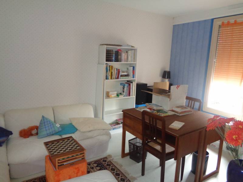 A vendre à VAL DE REUIL 27100 maison de ville avec chambre