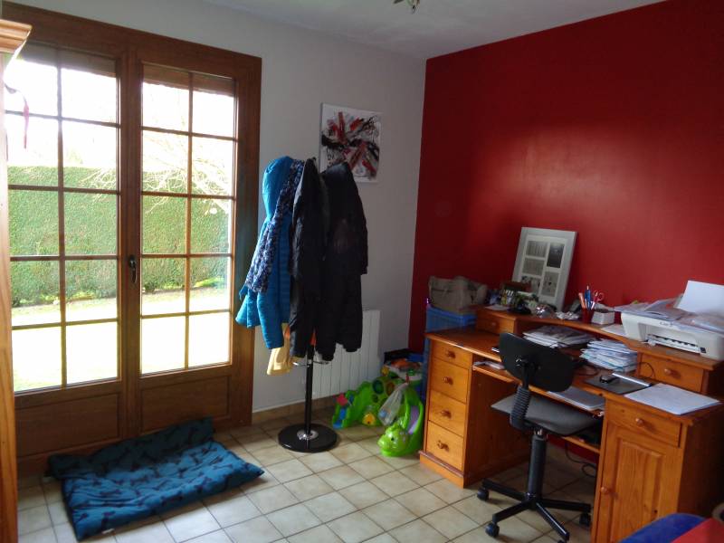 Acquérir une maison avec bureau à La haye Malherbe 27400