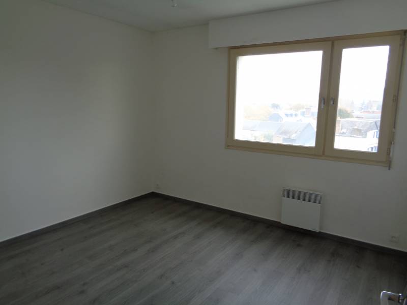 envente à Louviers cet appartement F3 avec balcon et parking 27400