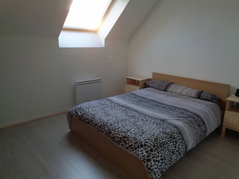 Achetez une maison pour investir type F4 avec garage et jardin louée 713 € / mois à Val de Reuil