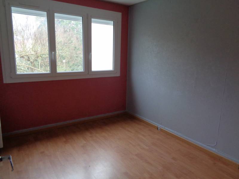 En vente appartement proche du centre ville avec deux chambres à Louviers 27400